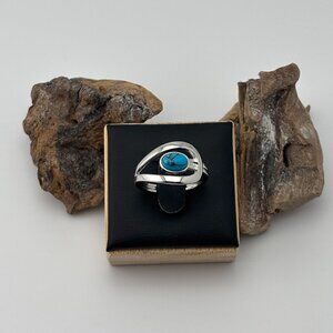 *NEW* 925 Silver Hollow Design Turquoise Ring